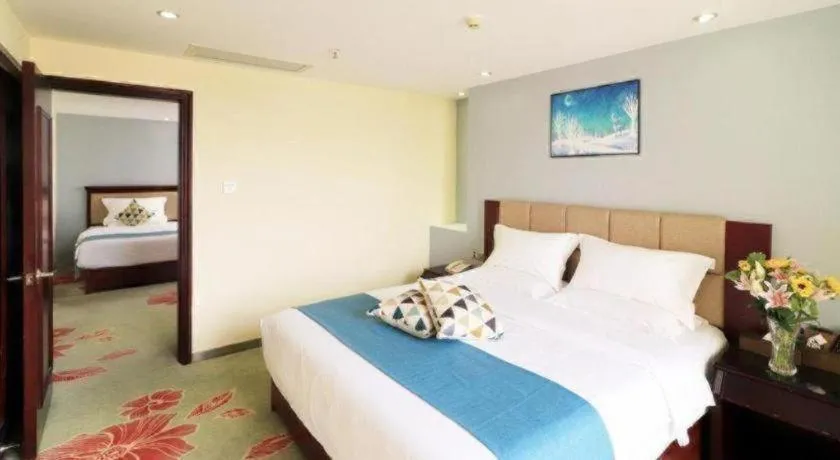 Bed in Gui Feng Hotel