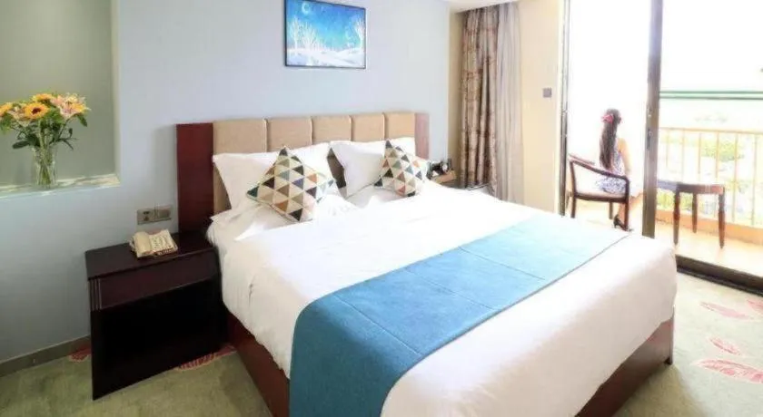 Bed in Gui Feng Hotel