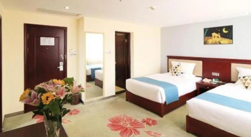 Bed in Gui Feng Hotel