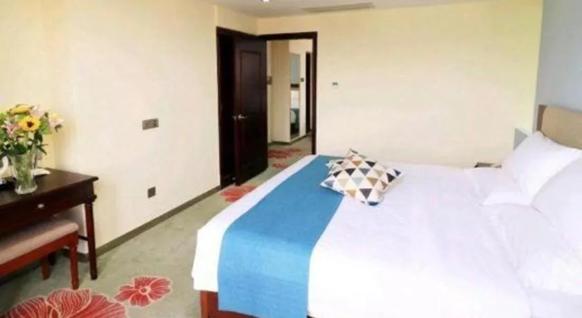 Bed in Gui Feng Hotel