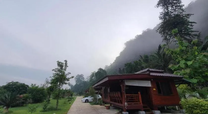 Phuphayot Resort