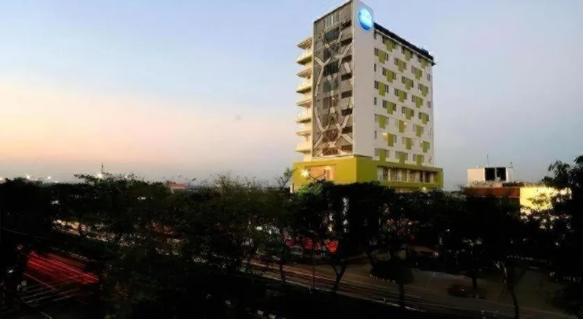 Hotel Dafam Pacific Caesar