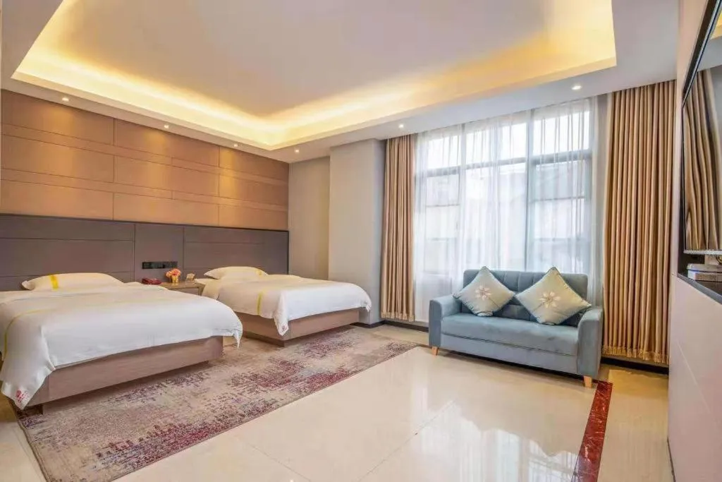 Bed in Mao Hua hotel