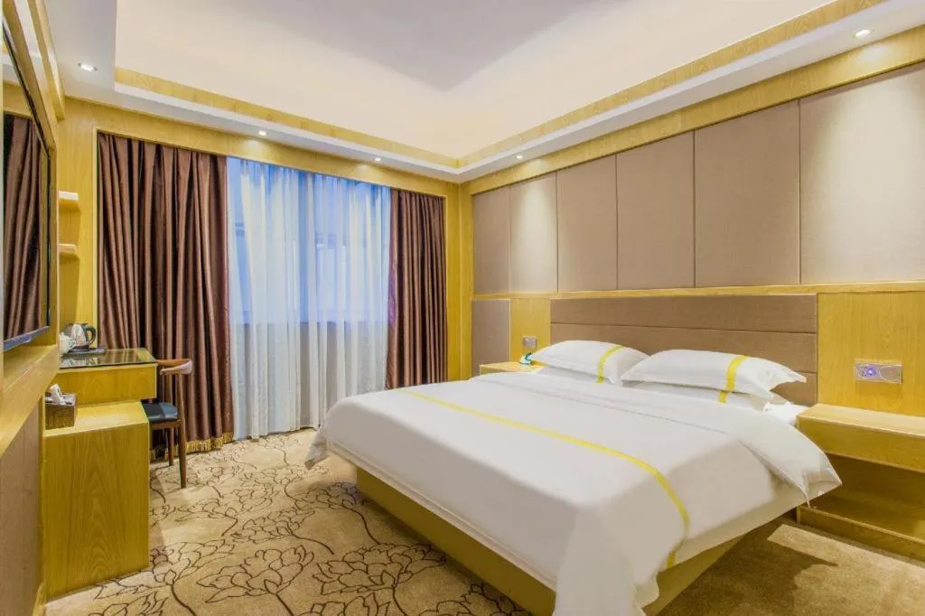 Bed in Mao Hua hotel