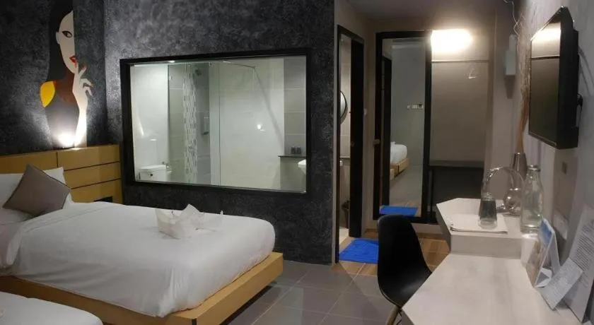 Bed in Hide & Seek Resort Krabi