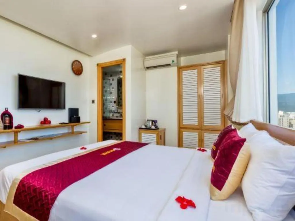 Bed in Grand Jeep Hotel Danang