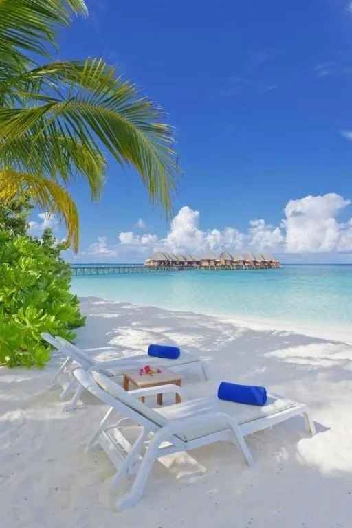 Angaga Island Resort and Spa