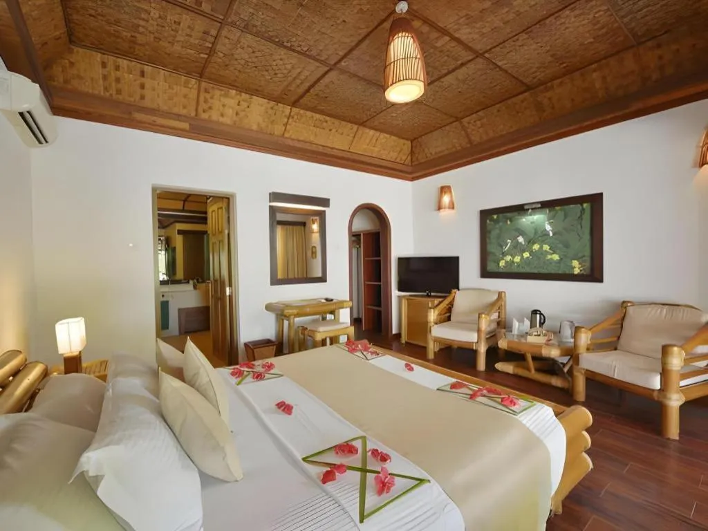 Angaga Island Resort and Spa