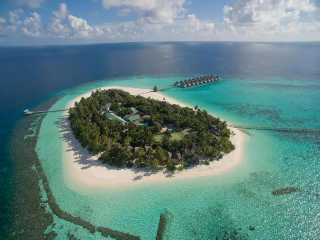 Angaga Island Resort and Spa