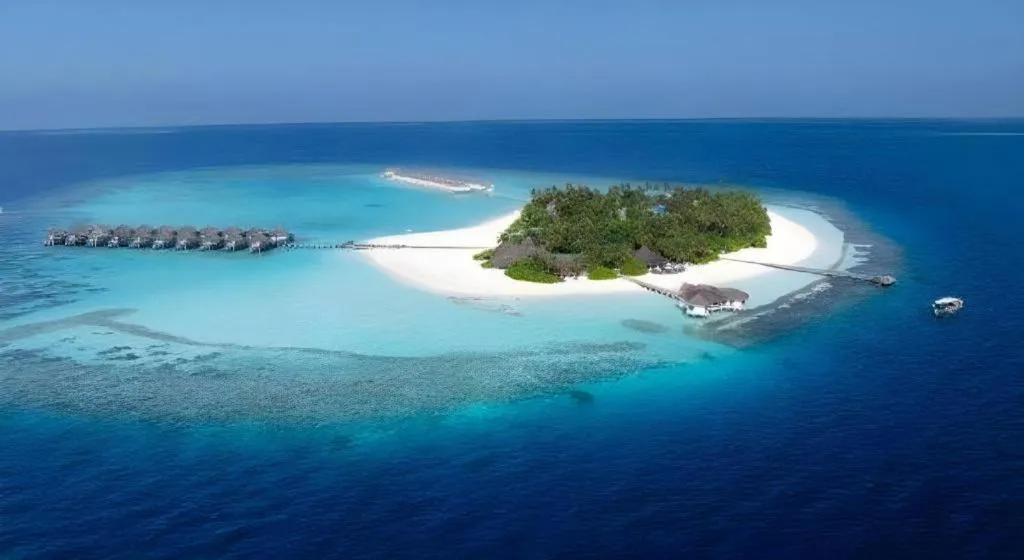 Angaga Island Resort and Spa