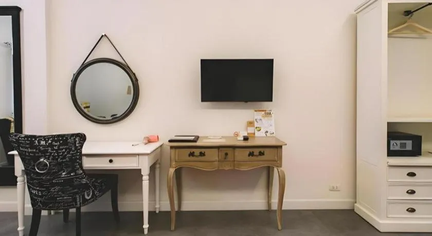 Verona Boutique Hotel - The Verona Co., Ltd