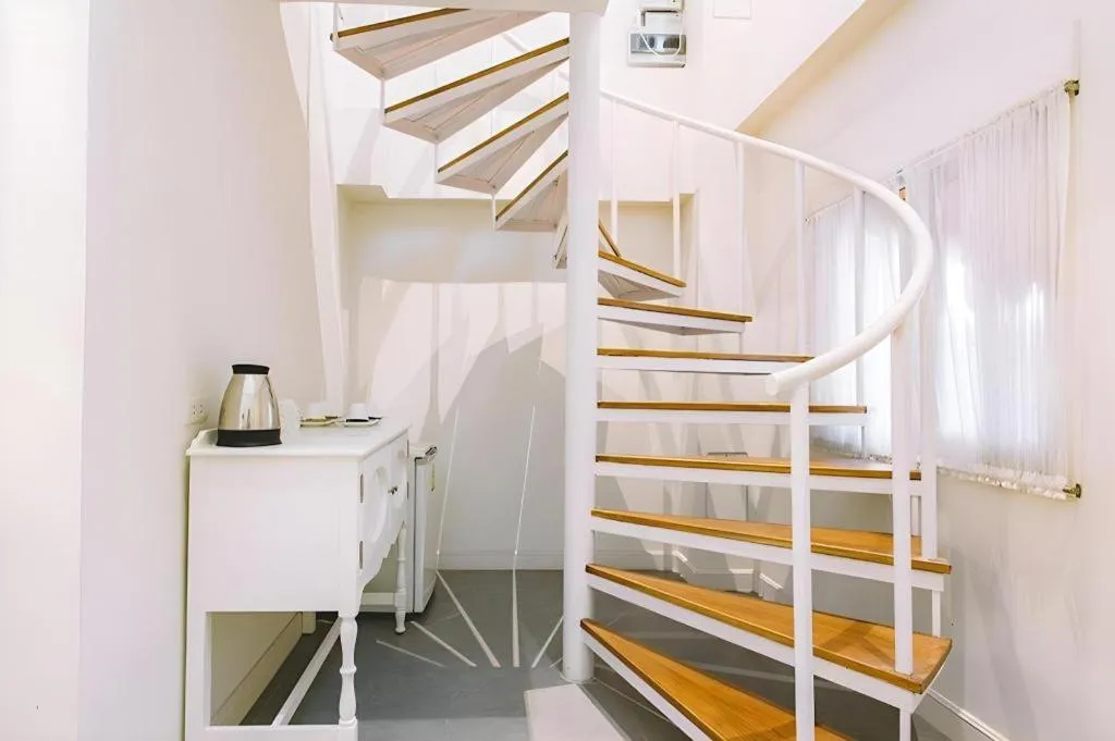 Verona Boutique Hotel - The Verona Co., Ltd