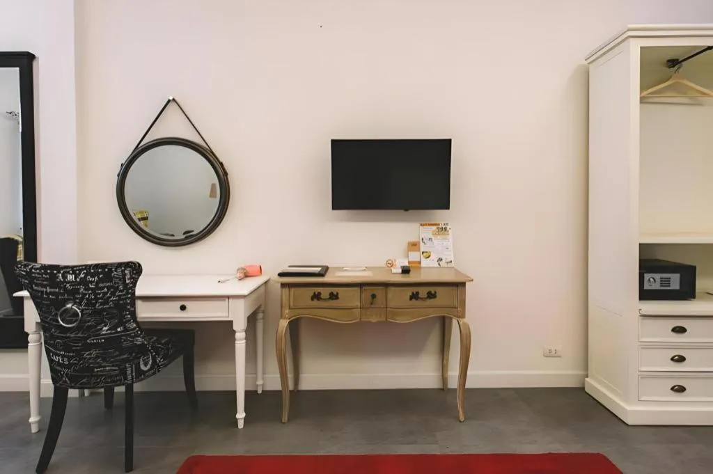 Verona Boutique Hotel - The Verona Co., Ltd