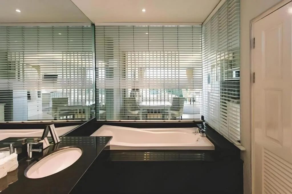 Verona Boutique Hotel - The Verona Co., Ltd