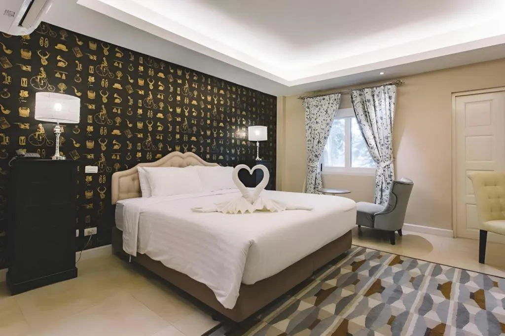 Bed in Verona Boutique Hotel - The Verona Co., Ltd