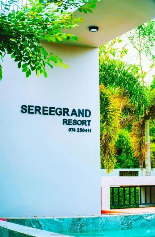 Seree Grand Resort