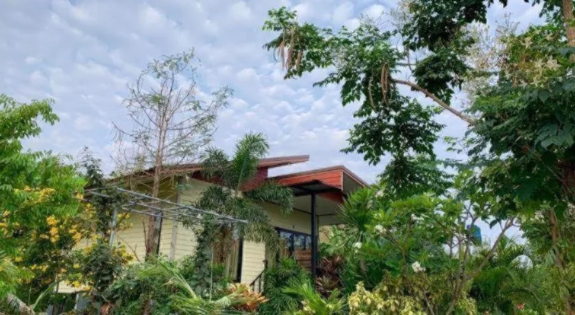 Nangrong garden home
