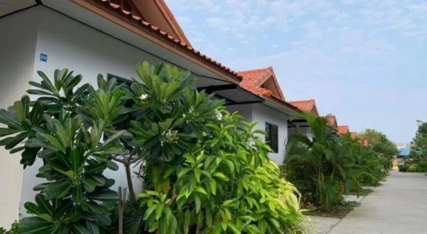 Nangrong garden home