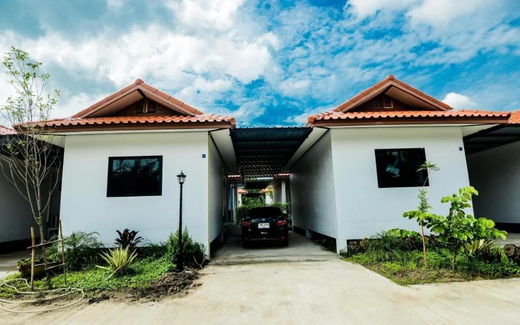 Nangrong garden home