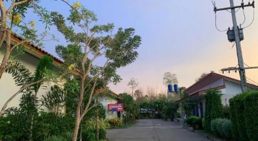 Nangrong garden home