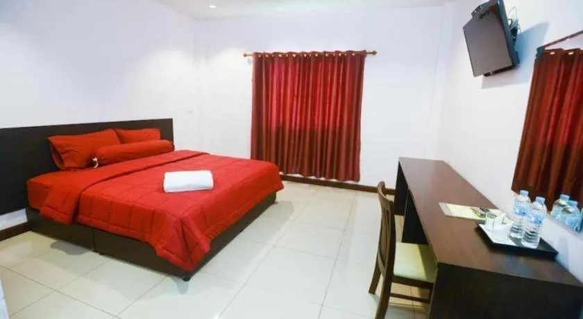 Bed in Nangrong garden home