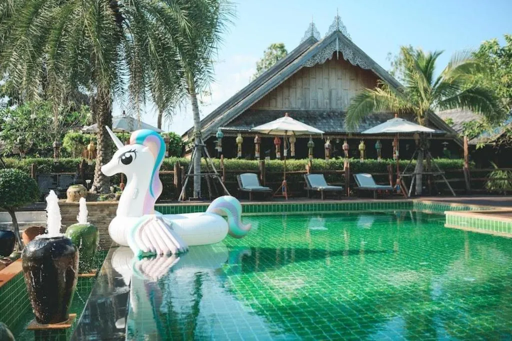 Baan Baitan Resort