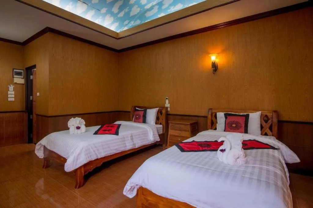 Bed in Baan Baitan Resort