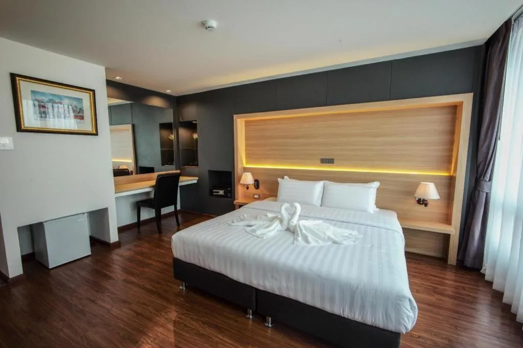 Bed in The Three Hat Yai