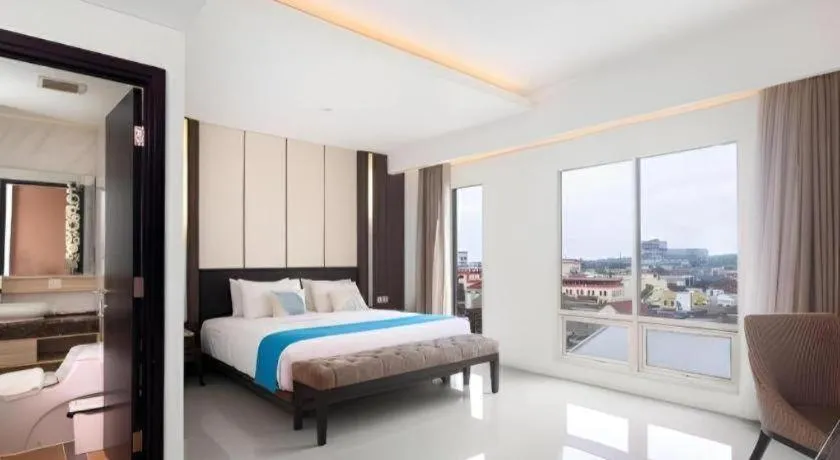 Bed in Java Lotus Hotel Jember