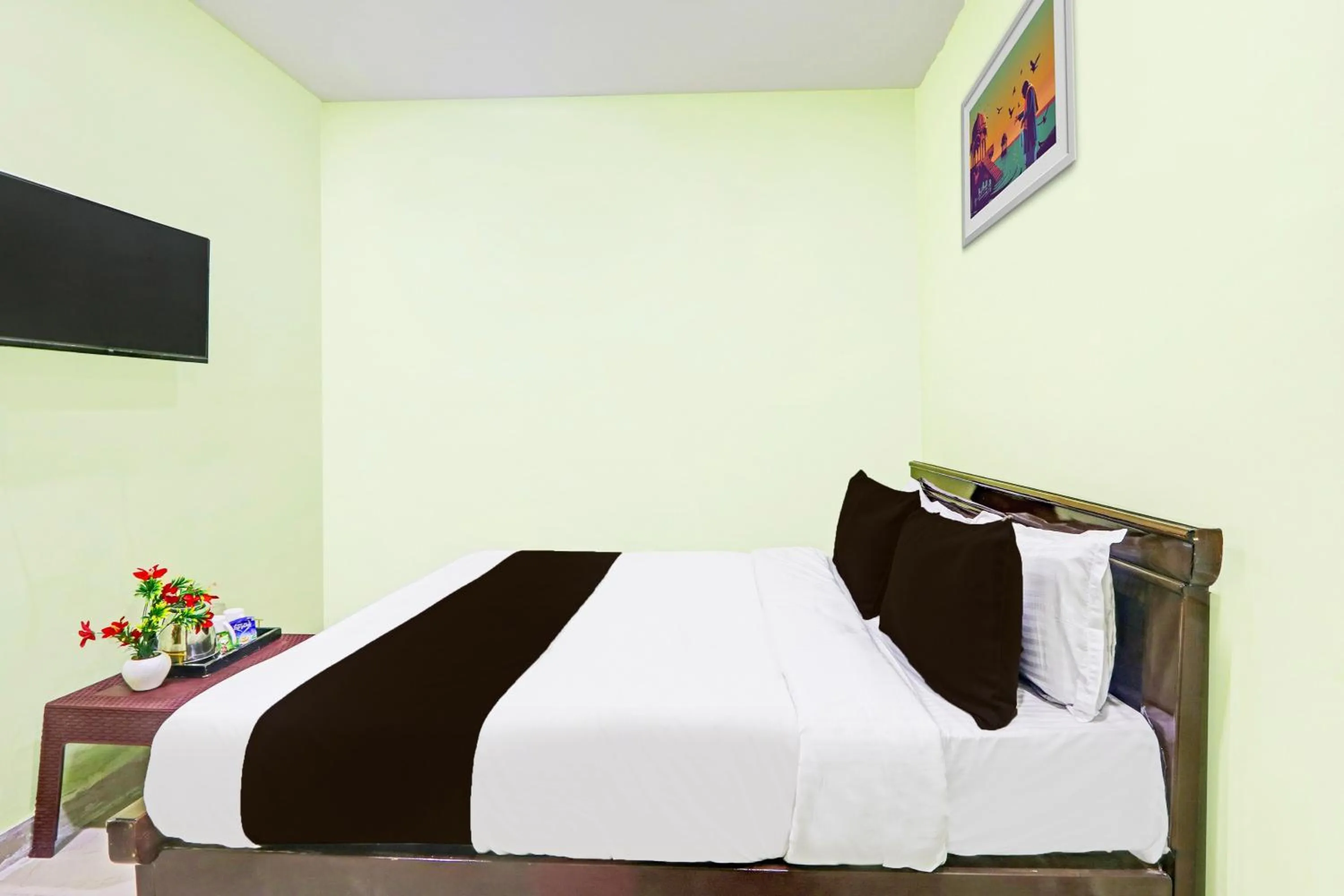 Bedroom, Bed in Hotel O PLAZA HOTEL