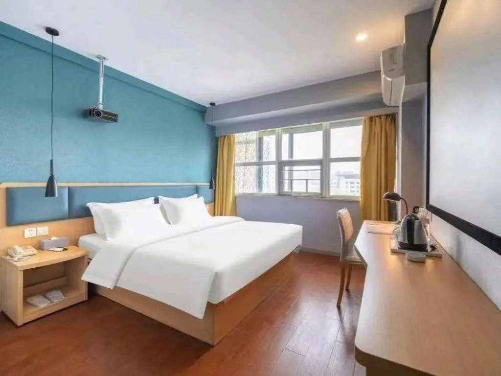 Bed in GreenTree Alliance Yichun Fengcheng Jianyi Avenue Hotel