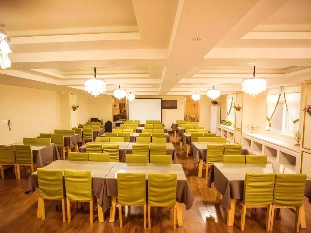 GreenTree Inn Xi'an Yanta District Dayanta Furongyuan Hotel