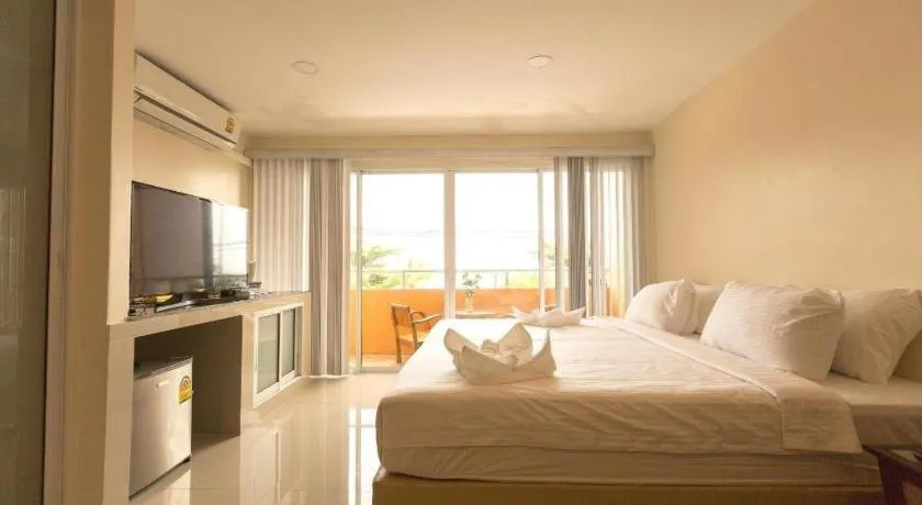 Bed in Marina Jomtien Beach