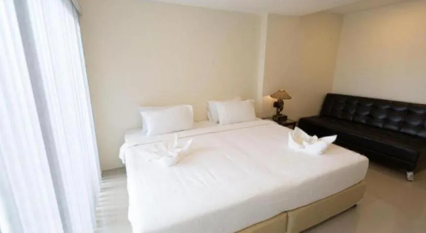 Bed in Marina Jomtien Beach