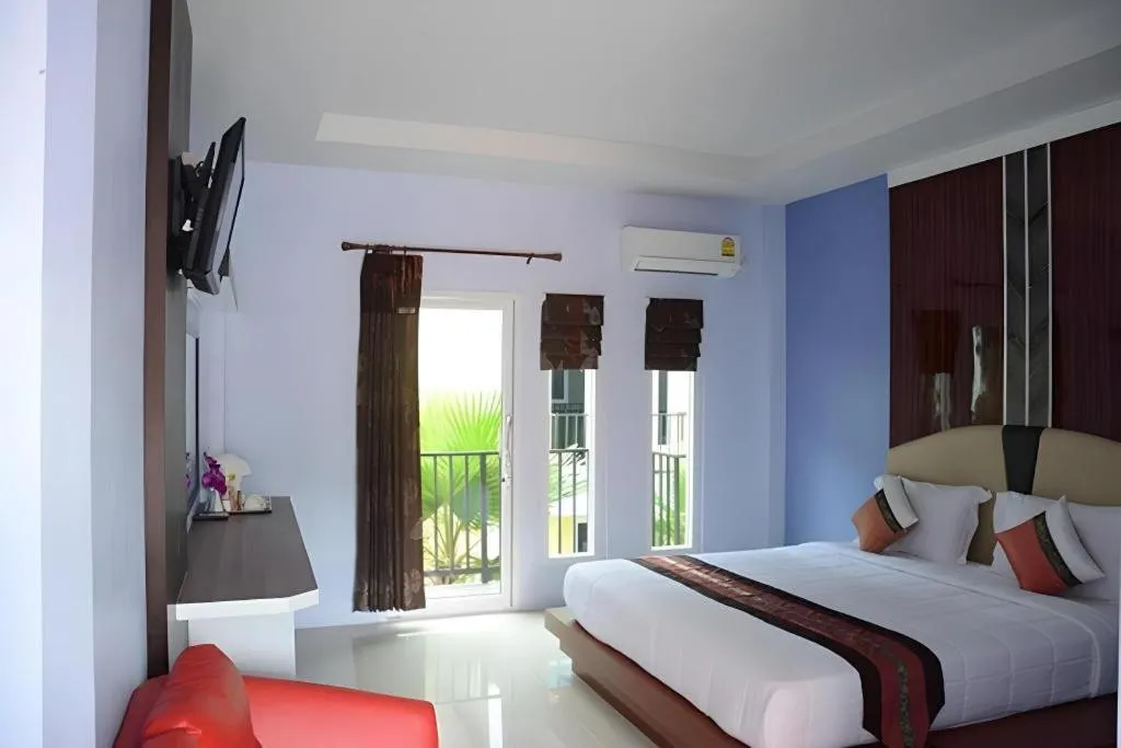 Bed in Satun Boutique Resort