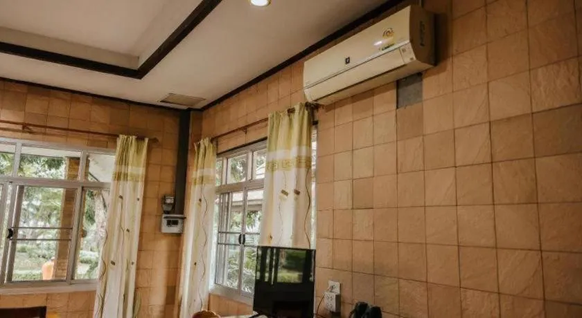 Pingview Villa Resort