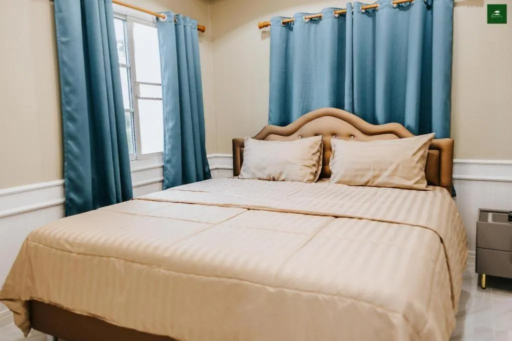 Bed in Pingview Villa Resort