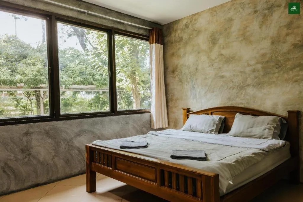 Bed in Pingview Villa Resort