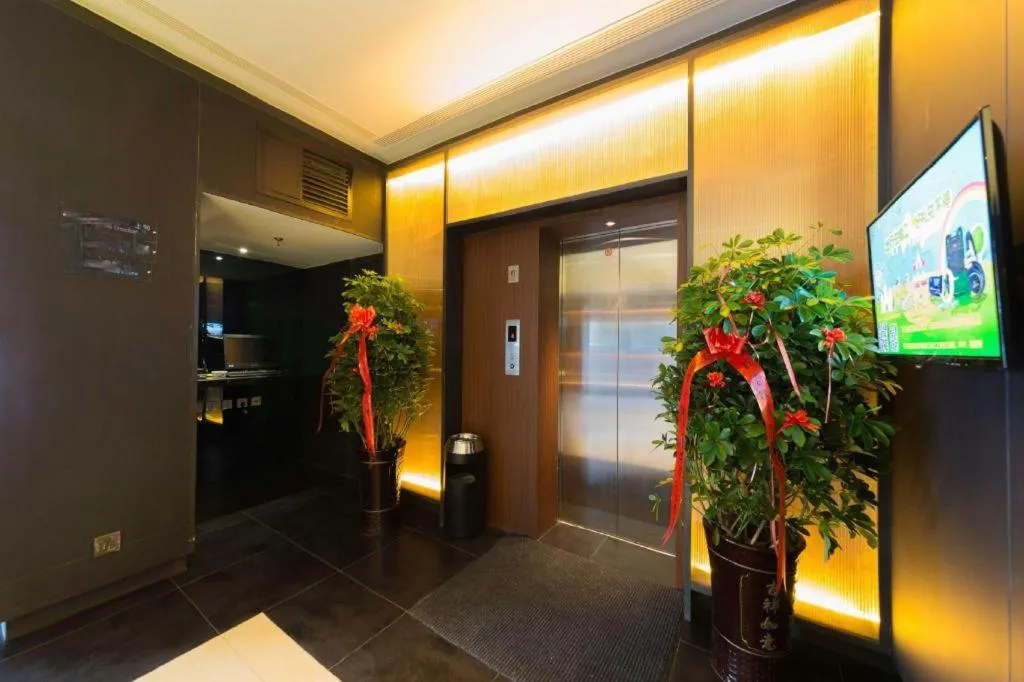 Jinjiang Inn Select Shenyang Tawan Xingshun Night Market Metro Station