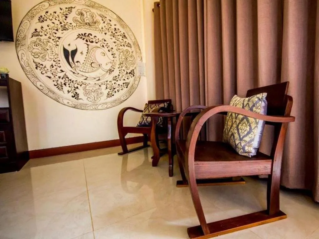 Wake Up at Muang Kao Boutique Hotel