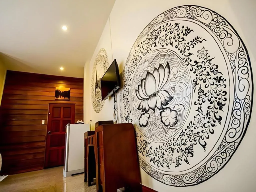 Wake Up at Muang Kao Boutique Hotel