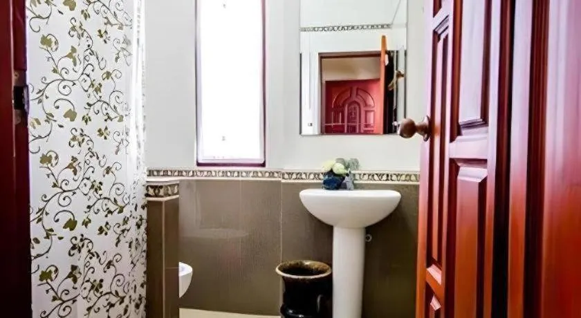 Wake Up at Muang Kao Boutique Hotel