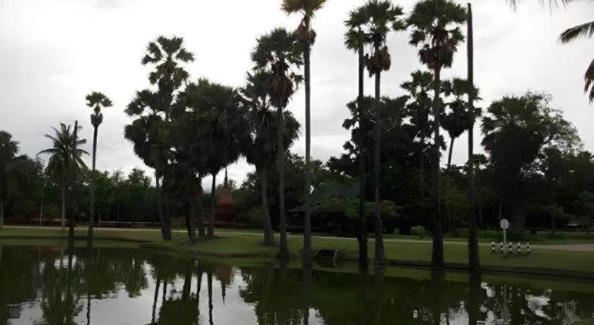 Wake Up at Muang Kao Boutique Hotel