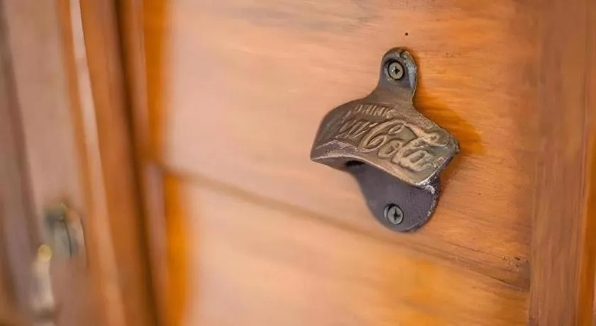 Wake Up at Muang Kao Boutique Hotel