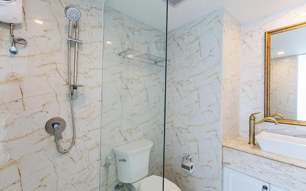 B2 Hua Hin Premier Hotel