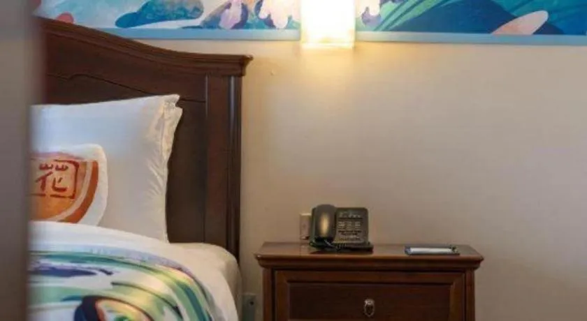 Bed in Horizon Hotel