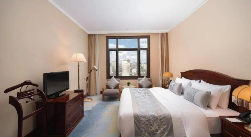 Bed in Horizon Hotel