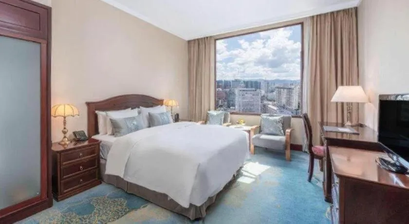 Bed in Horizon Hotel