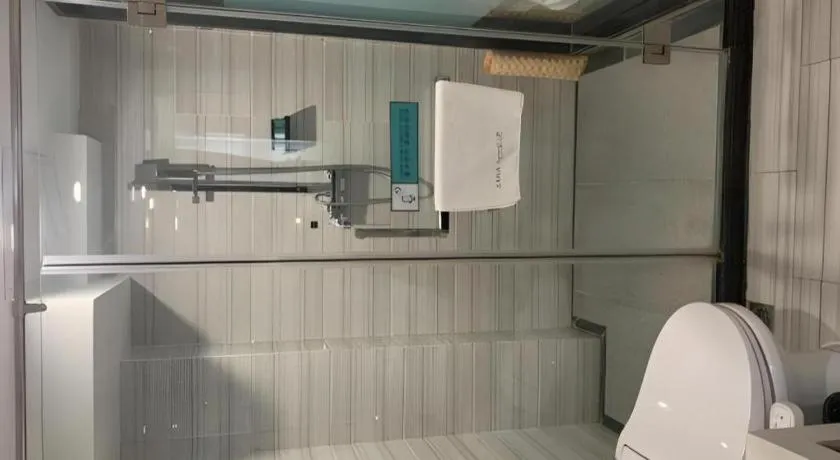 Xana Hotelle Beijing Qianmen Footbridge Metro Station