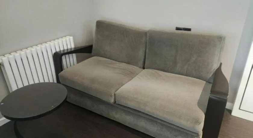 Xana Hotelle Beijing Qianmen Footbridge Metro Station